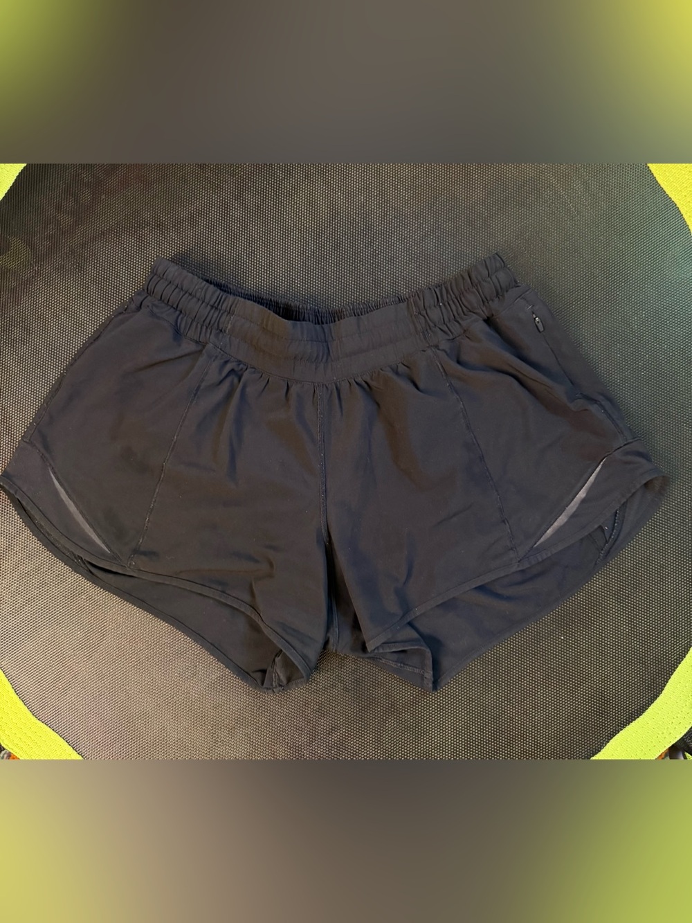 lululemon athletica hotty hot tall shorts